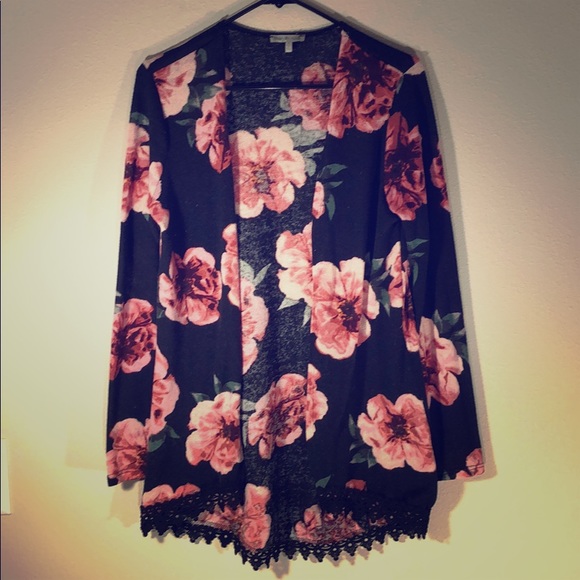 Charlotte Russe Sweaters - Charlotte Russe Floral Cardigan